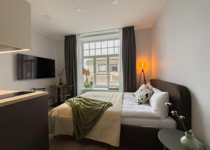 Top Location Studio In Old Town